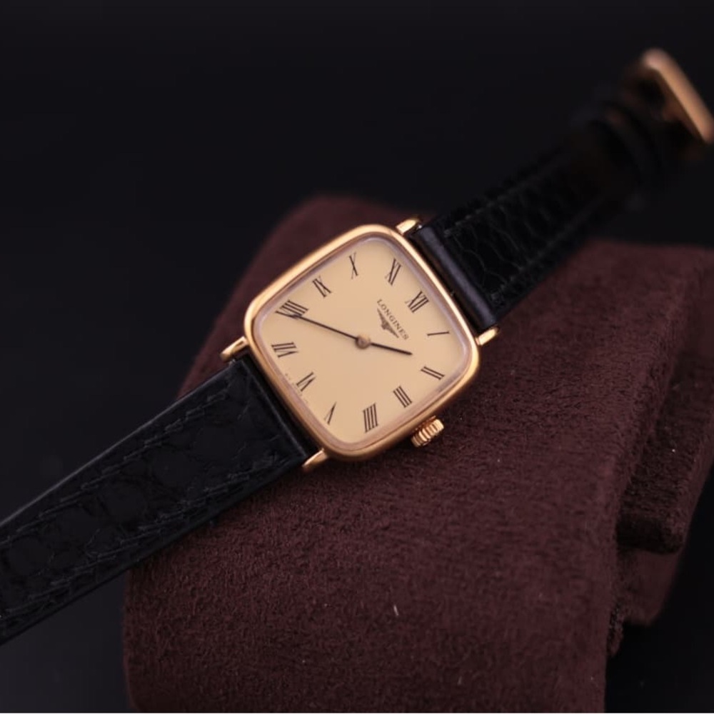 1980s Longines Women’s Dress Watch
Manual-Winding, Gold-Plated
Ref. No. 817-1171 - Picture 3 of 13